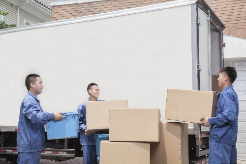 Packing boxes and furniture for Customhouse removals
